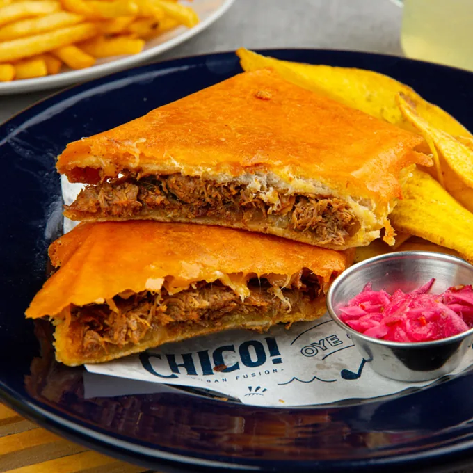 Sándwich vaca frita — Oye Chico, comida cubana