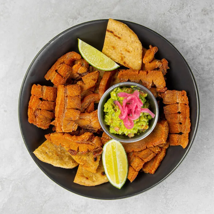 Tiras de chicharrón — Oye Chico, comida cubana